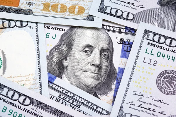 Benjamin franklin op de honderd dollar bill — Stockfoto