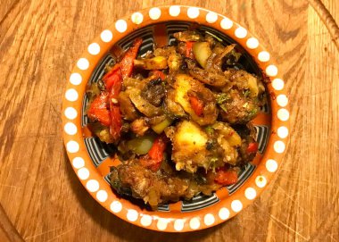 Ojakhuri, Gürcistan 'da bulunan bir ulusal yemektir.