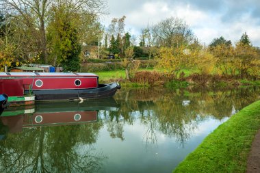 Blisworth İngiltere yakınlarındaki Canal River Day Manzarası