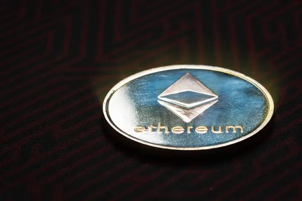 Ethereum Eth Crypto Currency Coin Light Transition — ストック写真