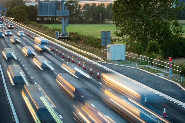 Circulation Dense Flou Sur Autoroute Britannique Angleterre — Photo