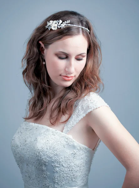 Portret van jonge bruid — Stockfoto