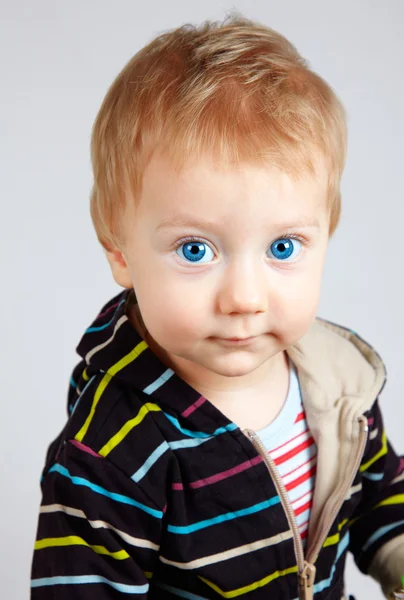 Blonde babyjongen — Stockfoto