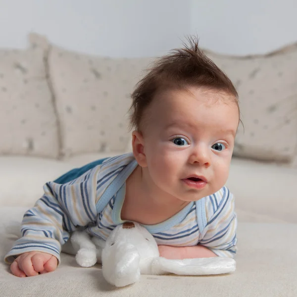 3 månader gammal baby pojke — Stockfoto