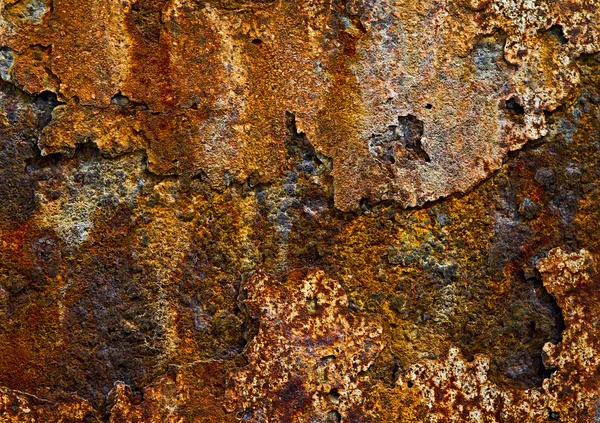 Paslı duvar parçası.