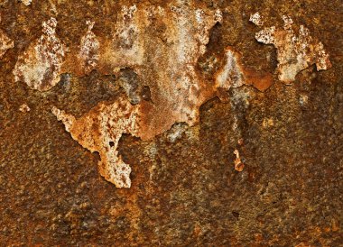 Paslı duvar parçası.