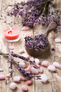 Homeopatik deniz tuzu.