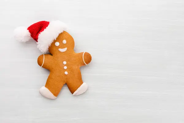 Biscoitos Saborosos Gengibre Decoração Natal Fundo Pastel — Fotografia de Stock