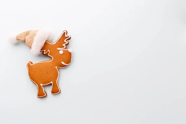 Lekkere Peperkoek Koekjes Kerstdecor Pastelachtergrond — Stockfoto