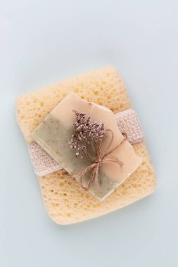 Doğal el yapımı sabun. Bitki özlü organik sabunlar..