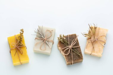 Doğal el yapımı sabun. Bitki özlü organik sabunlar..