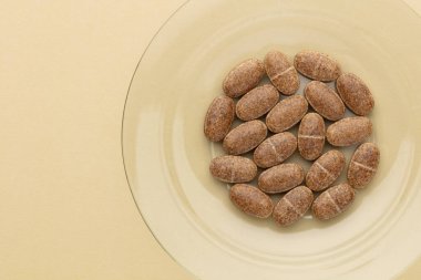 Homeopatik hap takviyesi. Alternatif tıp. Vitamin kapsülleri.