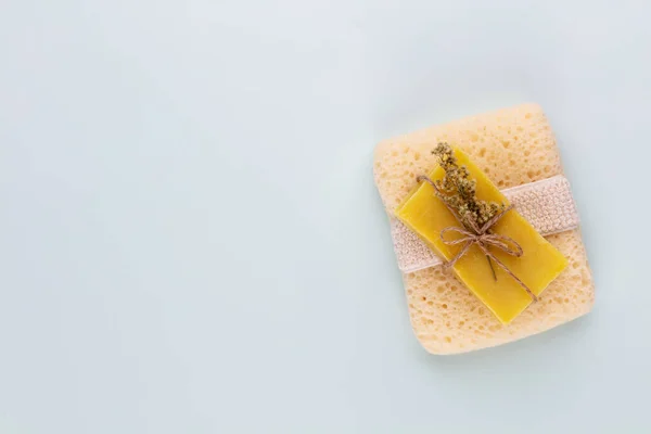 Natürliche Handgemachte Seife Bio Seifenriegel Mit Pflanzenextrakten — Stockfoto