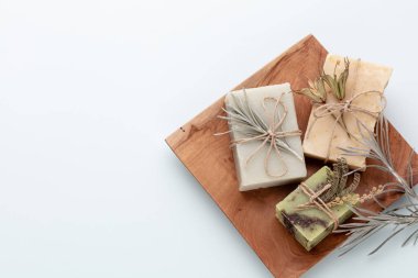 Doğal el yapımı sabun. Bitki özlü organik sabunlar..