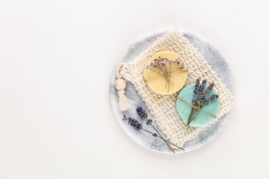 Doğal el yapımı sabun. Bitki özlü organik sabunlar..