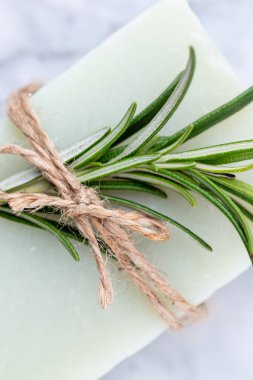 Doğal el yapımı sabun. Bitki özlü organik sabunlar..