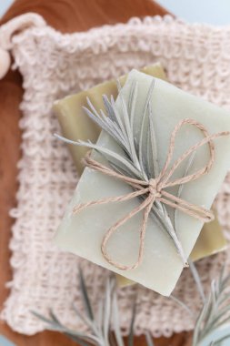 Doğal el yapımı sabun. Bitki özlü organik sabunlar..