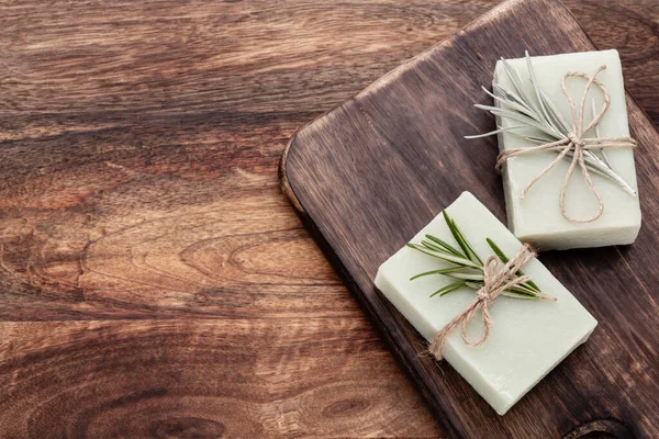 Doğal el yapımı sabun. Bitki özlü organik sabunlar..