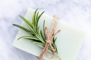 Doğal el yapımı sabun. Bitki özlü organik sabunlar..