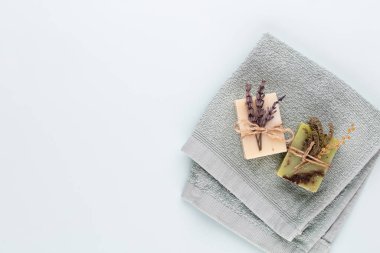 Doğal el yapımı sabun. Bitki özlü organik sabunlar..