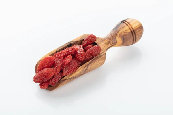 Goji Beeren Isoliert Auf Weißem Hintergrund — Stockfoto