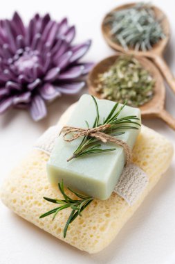 Doğal el yapımı sabun. Bitki özlü organik sabunlar..
