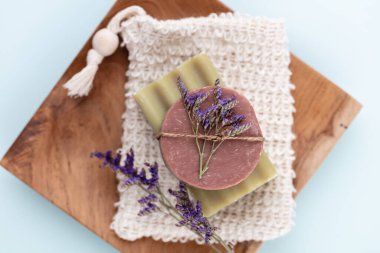 Doğal el yapımı sabun. Bitki özlü organik sabunlar..