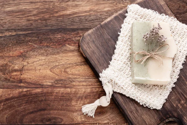 Doğal el yapımı sabun. Bitki özlü organik sabunlar..