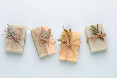 Doğal el yapımı sabun. Bitki özlü organik sabunlar..