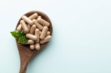 Alternatif tıp. Bitkisel kapsül, Besleyici Ek.