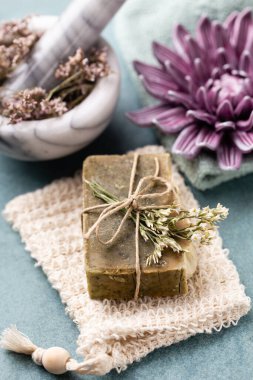 Doğal el yapımı sabun. Bitki özlü organik sabunlar..