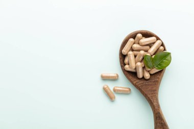 Alternatif tıp. Bitkisel kapsül, Besleyici Ek.