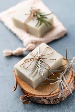 Doğal el yapımı sabun. Bitki özlü organik sabunlar..