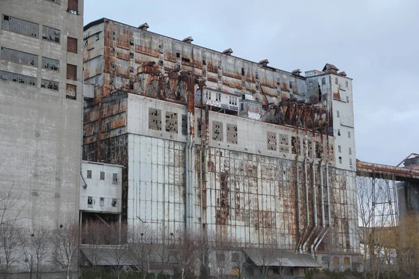 Old Abandoned Factory Storage Buildings Found Port Side — стоковое фото