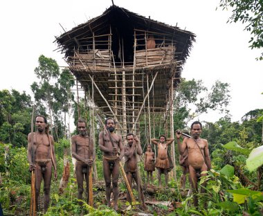 Korowai ve ev