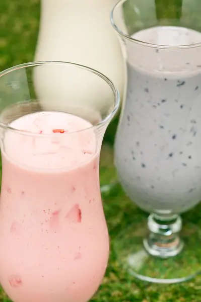 Üç tür bir milk shake — Stok fotoğraf