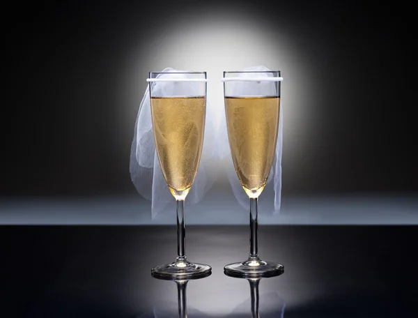 Champagne glasses with conceptual same sex decoration — Stock Photo, Image