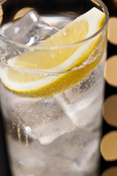 Gin tonic eller tom collins — Stockfoto