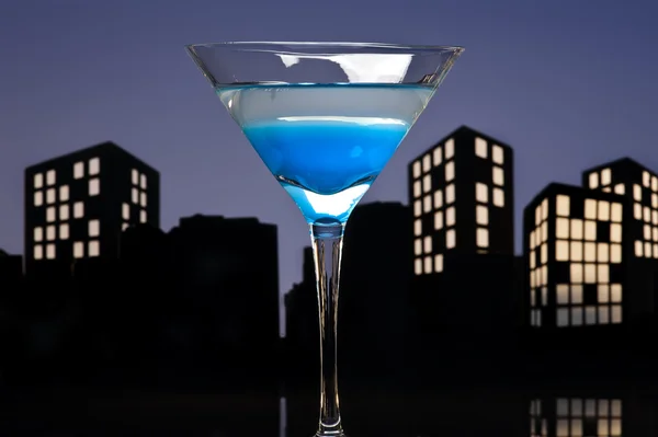 Martini metropoli blu — Foto Stock