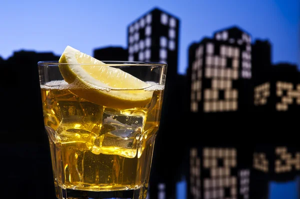 Metropolis Whisky cóctel agrio — Foto de Stock