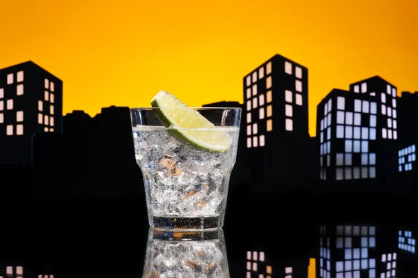 Metropolis Gin Tonic cocktail — Stock Photo, Image