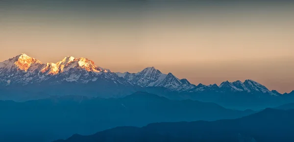 Vista de las montañas del Himalaya desde Mt. Shivapuri —  Fotos de Stock