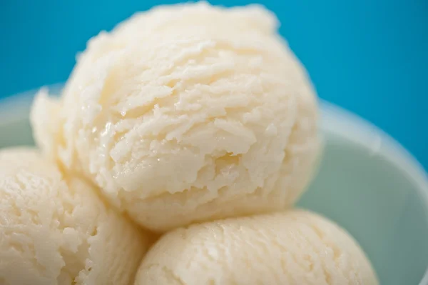 Vanilla ice cream cup — Stock Photo, Image
