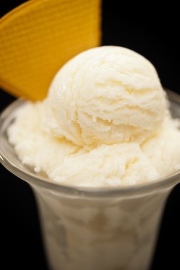 Vanilyalı dondurma.