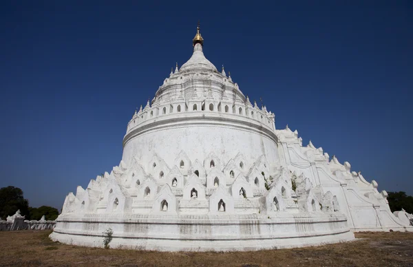 Świątynia białego, myanmar — Zdjęcie stockowe