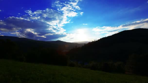 Paisagem de montanhas — Vídeo de Stock