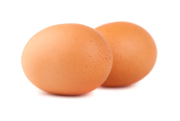 Dvě hnědé slepičí vejce — Stock fotografie