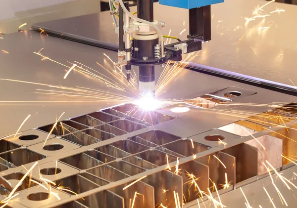 Plasma corte máquina de la industria metalúrgica Fotos de stock libres de derechos