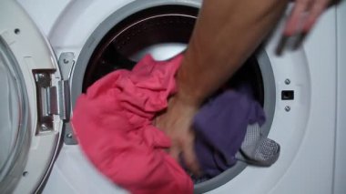 Çamaşır makinesi.
