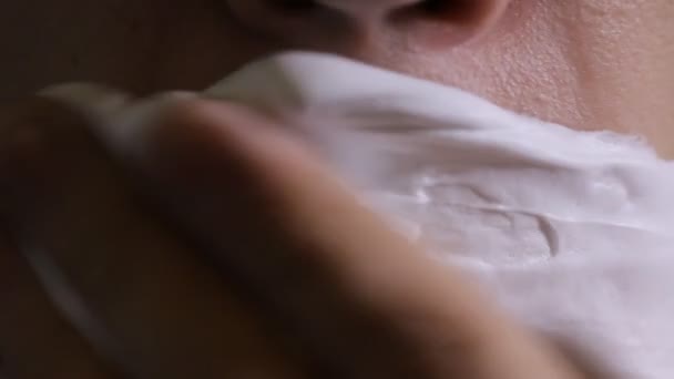 Crème à raser main fermer 